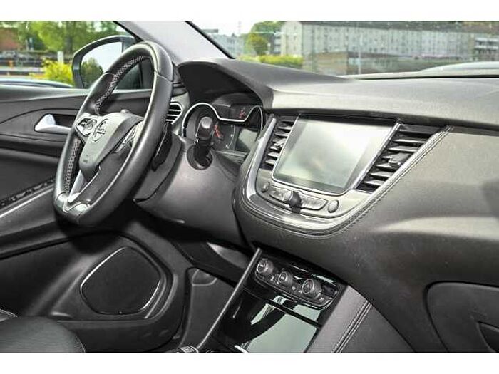 Opel Grandland ULTIMATE Plug-in-Hybrid4+NAVI+LEDER+ASS+WINTERRÄDER+STANDHEIZUNG