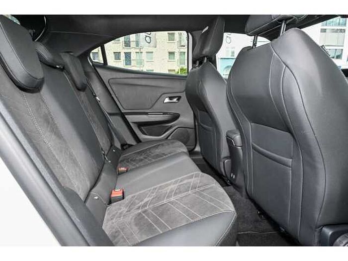 Opel Mokka 1.2 ULTIMATE AT+NAVI+GJR+SHZ+LRH+ALCANTARA+