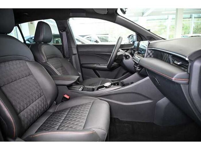 MG MG3 HEV LUX StandHZG Navi Leder Digitales Cockpit 360 Kamera LED ACC Apple CarP