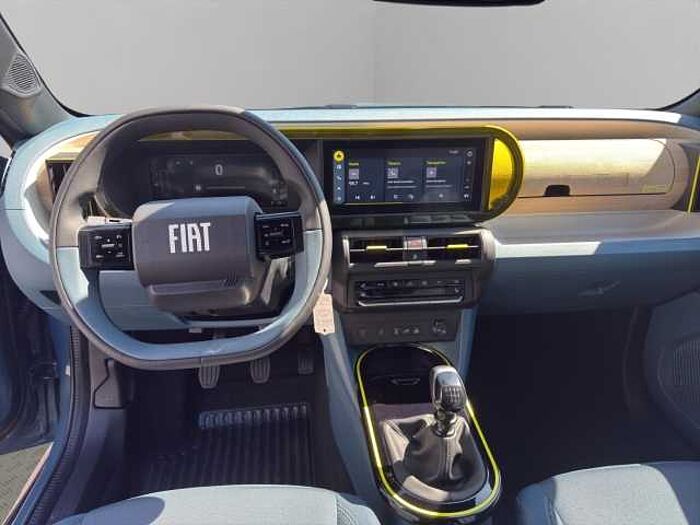 Fiat Grande Panda A PRIMA+NAVI+BEH. WSS+SHZ+LRH+2xPDC+R-KAM+KLIMAAUTO+