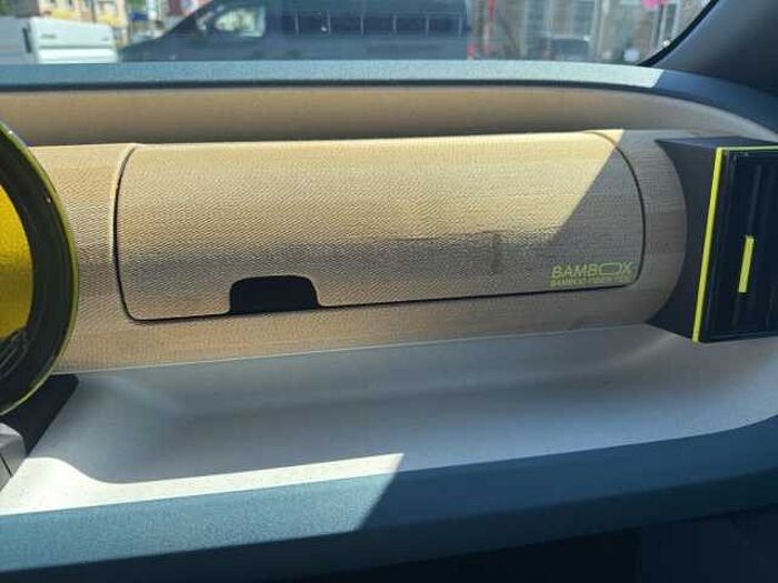 Fiat Grande Panda A PRIMA+NAVI+BEH. WSS+SHZ+LRH+2xPDC+R-KAM+KLIMAAUTO+