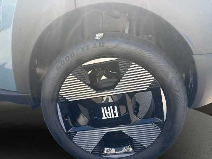 Fiat Grande Panda A PRIMA+NAVI+BEH. WSS+SHZ+LRH+2xPDC+R-KAM+KLIMAAUTO+
