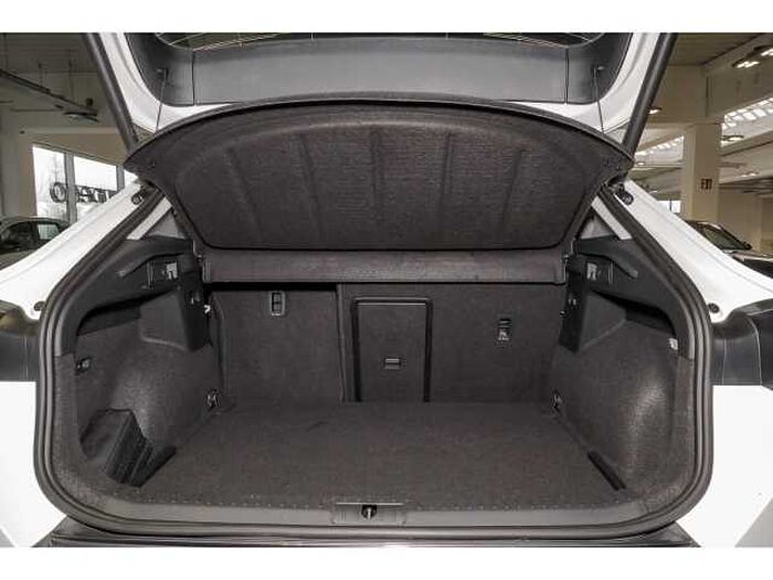 CUPRA Formentor 1.5 TSI+E.HECKK.+AHK+KEYLESS+CARPLAY+SHZ+DAB+RFK