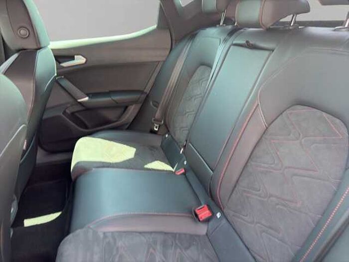 SEAT Leon FR 1.4 e-Hybrid DSG+NAVI+CARPL+R-KAM+S/LHzg+