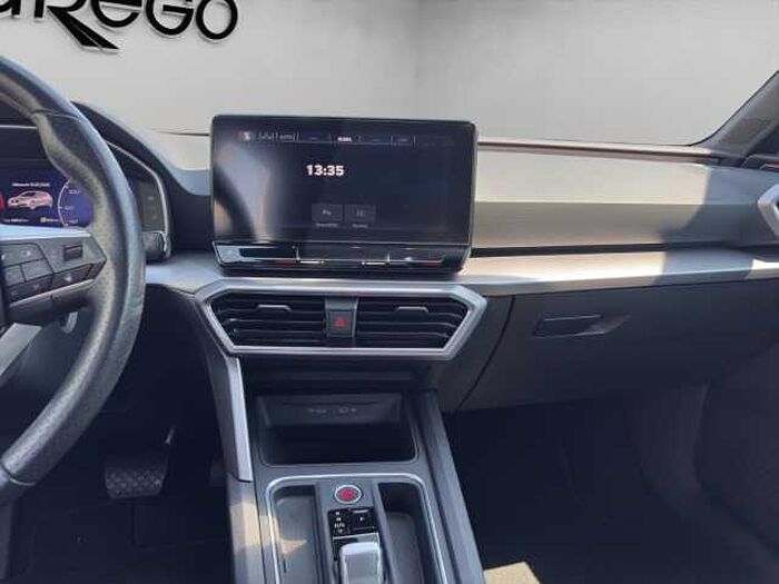 SEAT Leon FR 1.4 e-Hybrid DSG+NAVI+CARPL+R-KAM+S/LHzg+