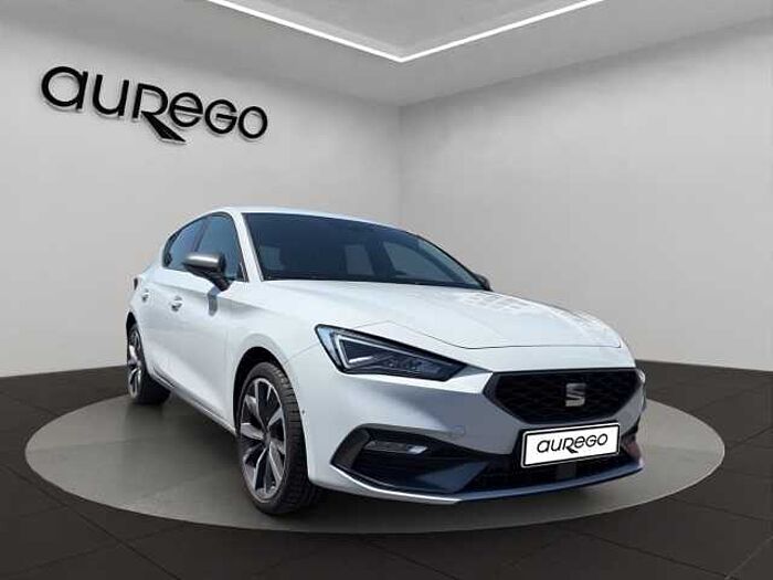 SEAT Leon FR 1.4 e-Hybrid DSG+NAVI+CARPL+R-KAM+S/LHzg+