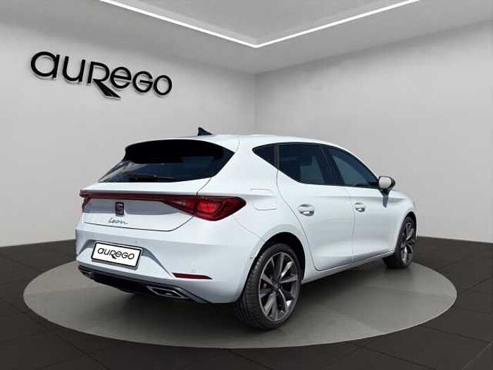 SEAT Leon FR 1.4 e-Hybrid DSG+NAVI+CARPL+R-KAM+S/LHzg+