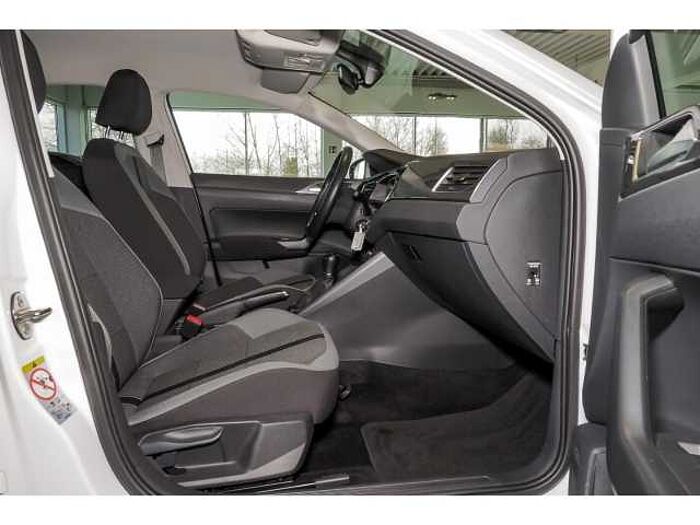 Volkswagen Polo VI Highline+NAVI+SHZ+PDC+KLIMAAUTO+CARPLAY+