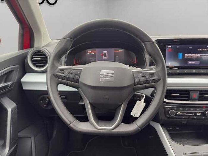 SEAT Arona 1.0 TSI STYLE+SHZ+PDC+LED+KLIMMAAUTO+CARPLAY+