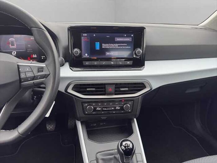 SEAT Arona 1.0 TSI STYLE+SHZ+PDC+LED+KLIMMAAUTO+CARPLAY+