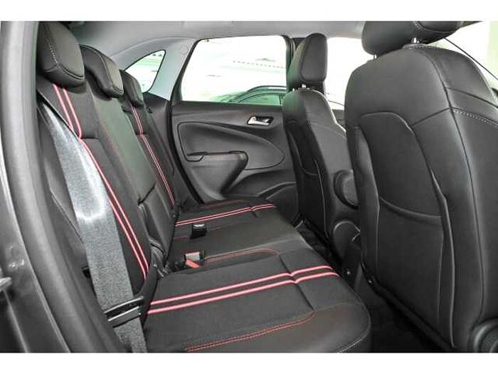 Opel Crossland GS LINE 1.2 AT+NAVI+GJR+R-KAM+LED+SHZ+