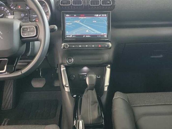 Citroen C3 Aircross SHINE PACK AT+AHK+NAVI+2xPDC+R-KAM+SHZ+GJR+