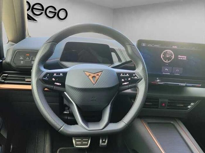 CUPRA Born +NAVI+ACC+PANO+SHZ+R-KAM+LED+19''ALU+DAB+