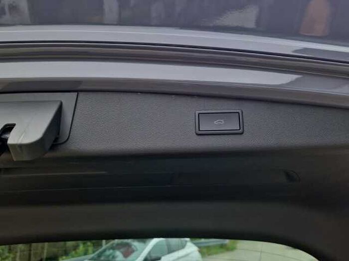 CUPRA Leon ST VZ 4DRIVE+NAVI-E-KLAPPE+R-KAM+PDC+