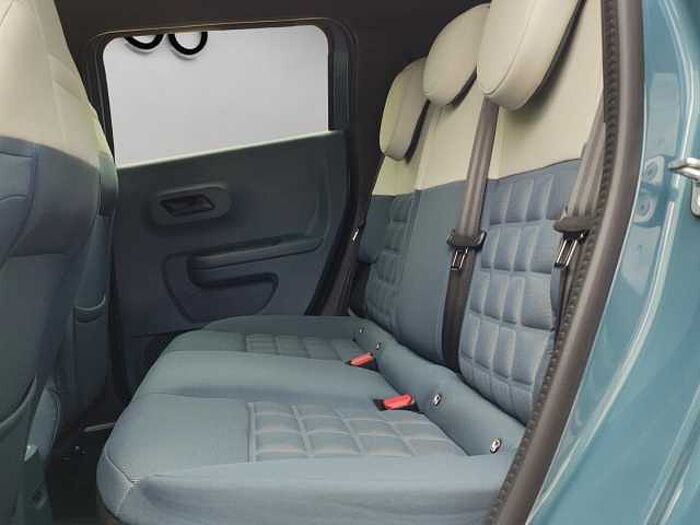 Fiat Grande Panda LA PRIMA+NAVI+BEH. WSS+SHZ+LRH+2xPDC+R-KAM+KLIMAAUTO+