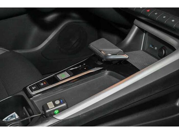 MG ZS HEV LUX StandHZG Navi+360 Kamera+LED+ACC+SHZ+Apple CarPlay Android Auto