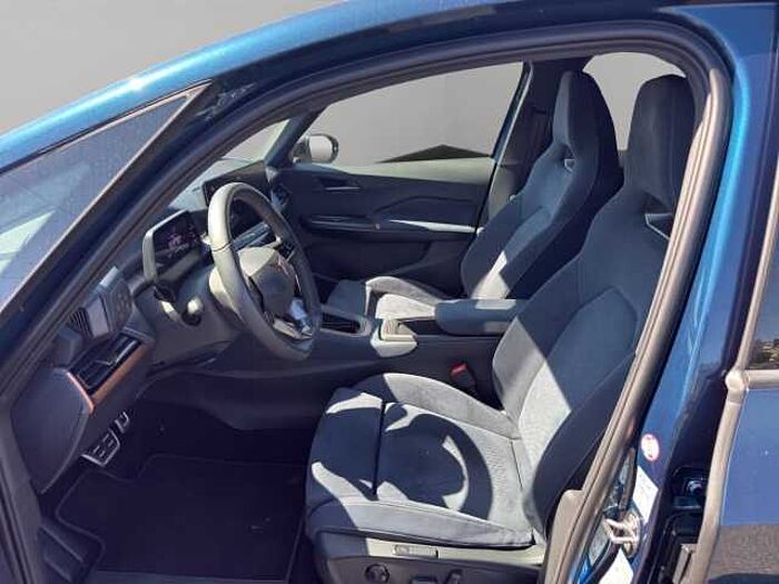 CUPRA Born +NAVI+BEATS+ACC/PCC+PARK-ASS+SHZ+WÄRMEPUMPE+