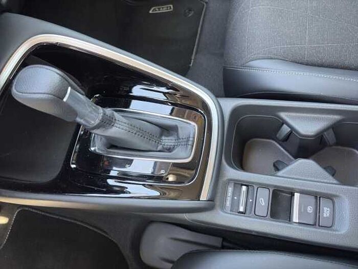 Honda HR-V ADVANCE HYBRID 1.5 eCVT i-MMD+SHZ+LRH+R-KAM+