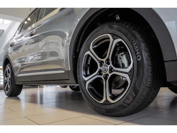 MG ZS 1.5 COMFORT+ALLWETTER+Navi+Leder Dig.Cockpit+LED+ACC+CarPlay