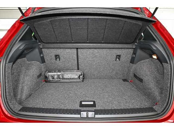 SEAT Arona FR 1.5 TSI DSG+NAV+BLIND SPOT+CARPLAY+PDC+R-KAM+