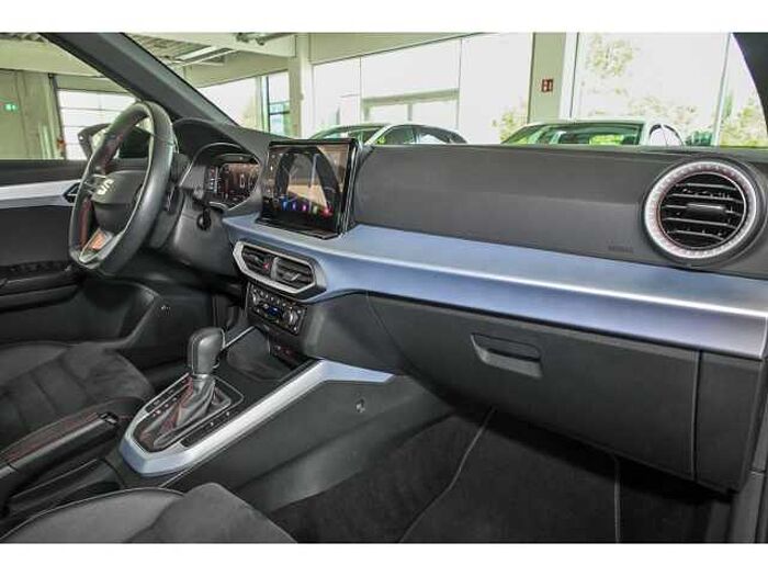 SEAT Arona FR 1.5 TSI DSG+NAV+BLIND SPOT+CARPLAY+PDC+R-KAM+
