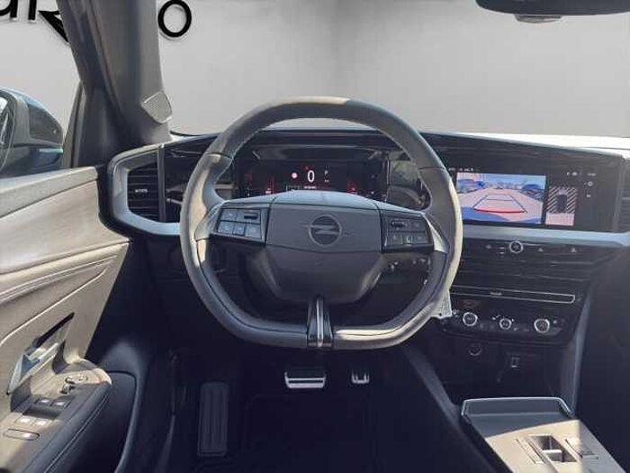 Opel Mokka GS AT+PDC+KAM+LRH+SHZ+ALU+DAB+TEMPO