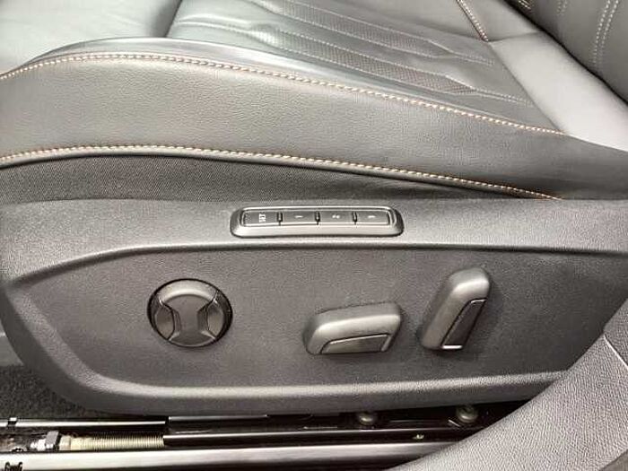 CUPRA Formentor 1.5 DSG+LEDER+NAVI+PANO+SHZ+19''LM+EL. KLAPPE+