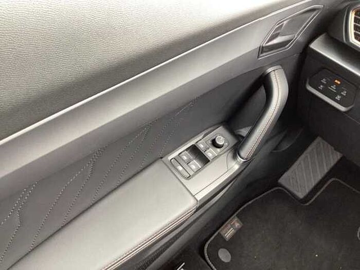 CUPRA Formentor 1.5 DSG+PLA+SHZ+LRH+FULL-LINK+KESSY+