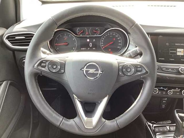 Opel Crossland ELEGANCE 1.2 AT+NAVI+SHZ+R-KAM+KEYLESS+2xPDC+