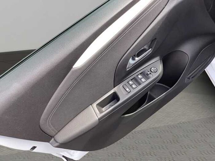 Opel Corsa GS I-LUX+NAVI+R-KAM+SHZ+LRH+TWA+KEYLESS+ALU+