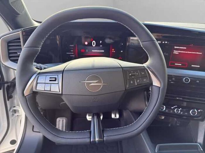 Opel Mokka GS HYBRID 145PS AT+SHZ+LRH+TWA+R-KAM-KEYLESS+