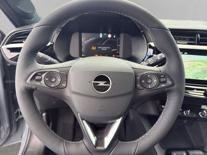 Opel Corsa GS HYBRID 110 PS AT+NAVI+TWA+R-KAM+SHZ+GJR+KEYLESS