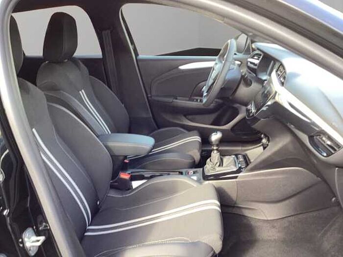 Opel Corsa 1.2 GS+NAVI+GJR+TWA+2xPDC+R-KAM+KEYLESS+