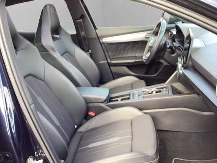 CUPRA Formentor 1.5 DSG+PANO+PLA+SHZ+FAP-L+19''ALU+EL.SITZ+BEATS+